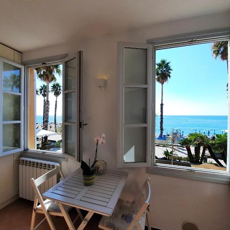 Finestre Sul Mare San Lorenzo al Mare Quarto foto